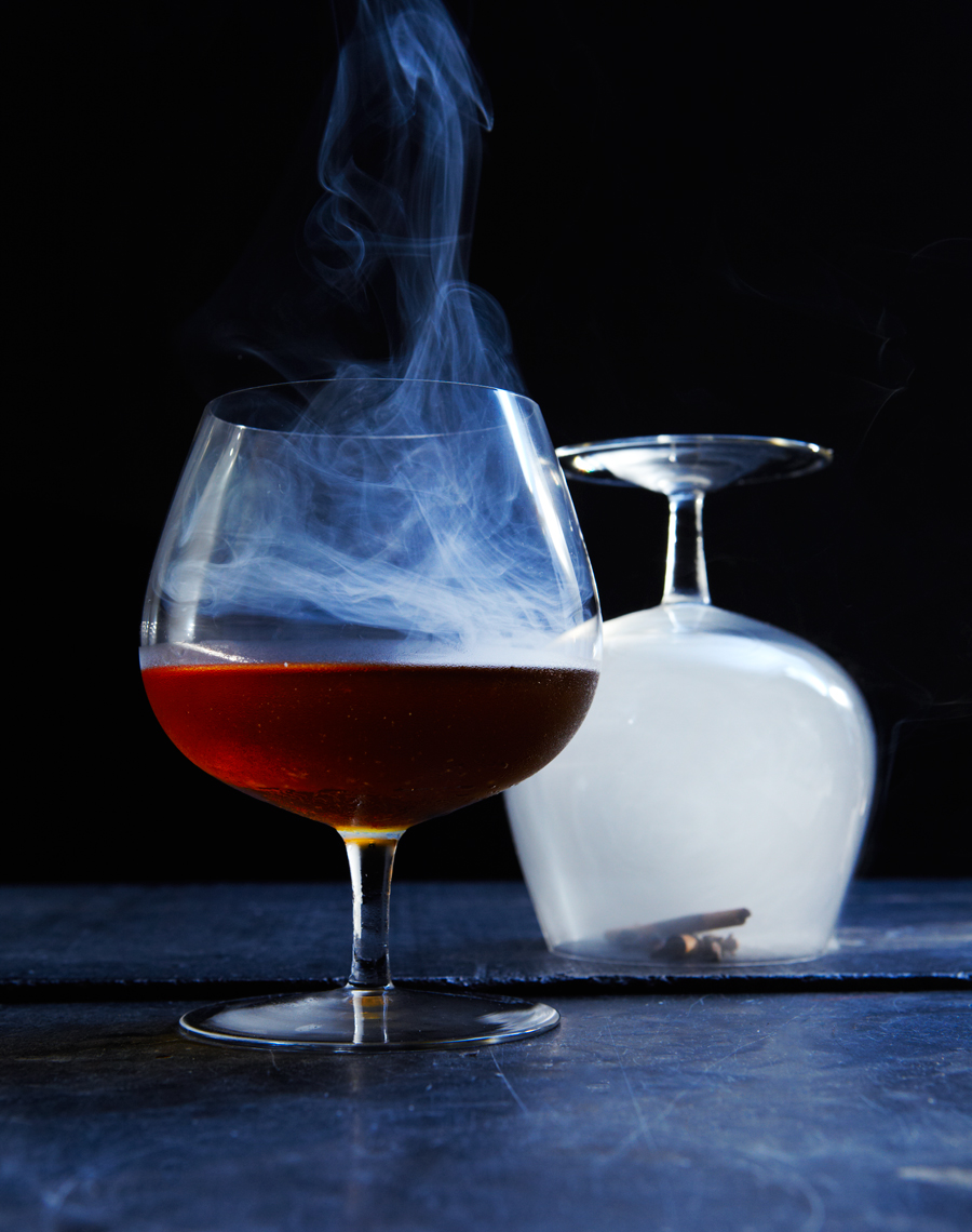 120914_GATHER_JOURNAL_Smoke&Ash11_smoked_cocktail_v1-641